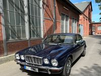 Gebraucht Jaguar XJ12 287 PS (211 kW) 1978 Blau Limousine