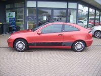 Gebraucht Mercedes C180 129 PS (94 kW) 2001 Rot Coupé