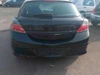 Gebraucht Opel Astra GTC 115 PS (84 kW) 2008 Schwarz Limousine