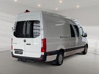 Gebraucht Mercedes Sprinter 170 PS (125 kW) 2023 Arktikweiss Van