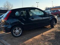 Gebraucht Ford Fiesta 60 PS (44 kW) 2005 Schwarz Kleinwagen