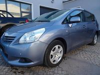 Gebraucht Toyota Verso Basis 132 PS (97 kW) 2012 Grau Van / Kleinbus