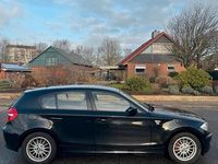 Gebraucht BMW 116 122 PS (89 kW) 2009 Schwarz Kleinwagen