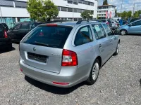 Gebraucht Skoda Octavia 122 PS (89 kW) 2010 Silber Kombi
