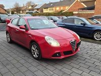Gebraucht Alfa Romeo Giulietta Turismo 105 PS (77 kW) 2012 Rot Limousine