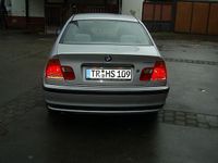 Gebraucht BMW 2000 105 PS (77 kW) 1999 Silber metallic Limousine