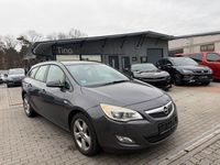 Gebraucht Opel Astra Selection 110 PS (80 kW) 2012 Grau Kombi