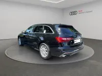 Gebraucht Audi A4 Sport 163 PS (119 kW) 2023 Schwarz Kombi