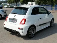 Gebraucht Abarth 595 70th Anniversary 200 PS (147 kW) 2020 Weiß Limousine