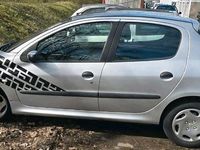 Gebraucht Peugeot 206 75 PS (55 kW) 2003 Silber Kleinwagen