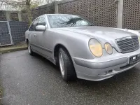 Second-hand Mercedes E200 163 CP (119 kW) 2001 Berlinǎ