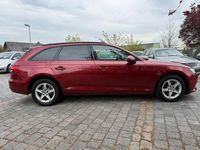 Gebraucht Audi A4 Basis 150 PS (110 kW) 2018 Matadorrot Kombi