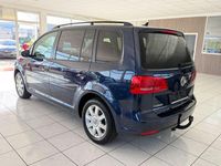 Gebraucht VW Touran Match 105 PS (77 kW) 2012 Blau Van / Kleinbus
