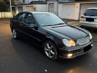Gebraucht Mercedes C320 Sport Edition 224 PS (164 kW) 2006 Schwarz Limousine