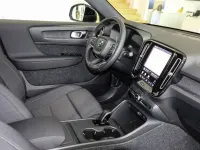 Gebraucht Volvo EX40 Plus 185 kW (252 PS) 2026 Grau SUV