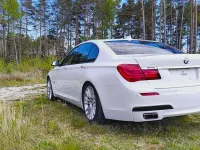 Gebraucht BMW 750 M Sport 449 PS (330 kW) 2014 Weiß Limousine