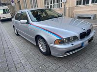 Gebraucht BMW 525 192 PS (141 kW) 2002 Silber Limousine