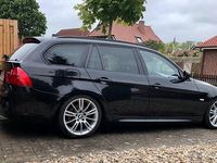 Gebraucht BMW 320 Exclusive 184 PS (135 kW) 2012 Schwarz Kombi