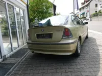 Gebraucht BMW 316 116 PS (85 kW) 2001 Gold Limousine