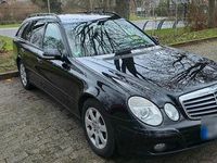 Gebraucht Mercedes E220 170 PS (125 kW) 2007 Schwarz Kombi