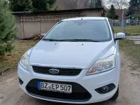Gebraucht Ford Focus Viva 101 PS (74 kW) 2010 Weiß Limousine