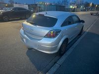 Gebraucht Opel Astra GTC 77 PS (56 kW) 2005 Silber Coupé