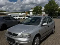 Gebraucht Opel Astra 101 PS (74 kW) 1998 Silber Limousine