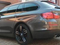 Gebraucht BMW 525 218 PS (160 kW) 2012 Grau Kombi