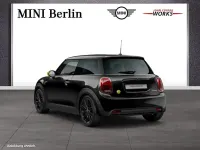 Gebraucht Mini Cooper SE 135 kW (184 PS) 2023 Schwarz Kleinwagen