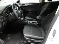 Gebraucht Ford Focus Cool & Connect 120 PS (88 kW) 2022 Frostweiss Kombi