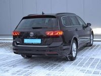 Gebraucht VW Passat IQ Drive 150 PS (110 kW) 2022 Deep black perleffekt (metallic) Kombi
