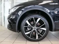 Gebraucht VW Tiguan Allspace R-line 245 PS (180 kW) 2023 Deep black SUV