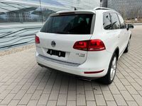 gebraucht VW Touareg 3.0 V6 TDI Tiptronic/LED/Panorama