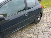 Gebraucht Peugeot 206+ 75 PS (55 kW) 2010 Blau Kleinwagen
