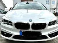 Gebraucht BMW 225 Active Tourer Sport Line 231 PS (169 kW) 2015 Weiß Van / Kleinbus