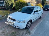 Usata Opel Astra 101 CV (74 kW) 2000 Bianco Berlina