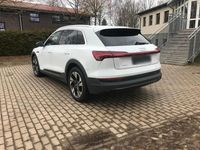 Gebraucht Audi e-tron S-Line 230 kW (313 PS) 2021 Weiß SUV