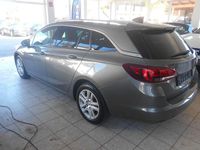 Gebraucht Opel Astra Innovation 110 PS (80 kW) 2017 Grau Kombi