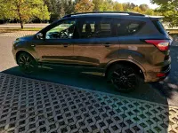 Gebraucht Ford Kuga ST 182 PS (133 kW) 2018 Grau SUV