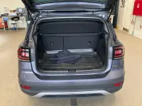 Gebraucht VW T-Cross Life 110 PS (80 kW) 2023 Rauchgrau (metallic) SUV