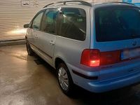 Gebraucht VW Sharan 131 PS (96 kW) 2003 Grau Van / Kleinbus