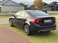 Gebraucht Volvo S60 Kinetic 224 PS (164 kW) 2015 Blau Limousine