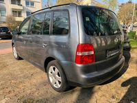 Gebraucht VW Touran 105 PS (77 kW) 2006 Grau Van / Kleinbus