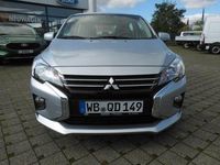 Gebraucht Mitsubishi Space Star Select 71 PS (52 kW) 2024 Silber Limousine