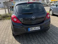 Gebraucht Opel Corsa 80 PS (58 kW) 2010 Schwarz Kleinwagen