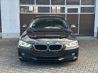 Gebraucht BMW 320 163 PS (119 kW) 2013 Schwarz Limousine