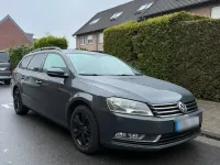 Gebraucht VW Passat 140 PS (102 kW) 2011 Grau Kombi
