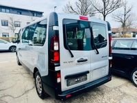 Gebraucht Renault Trafic 125 PS (91 kW) 2015 Silber Van / Kleinbus