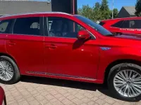 Gebraucht Mitsubishi Outlander P-HEV Diamant Edition 135 PS (99 kW) 2019 Dynamikrot SUV