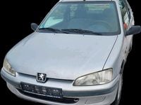 Gebraucht Peugeot 106 60 PS (44 kW) 1996 Silber Kleinwagen